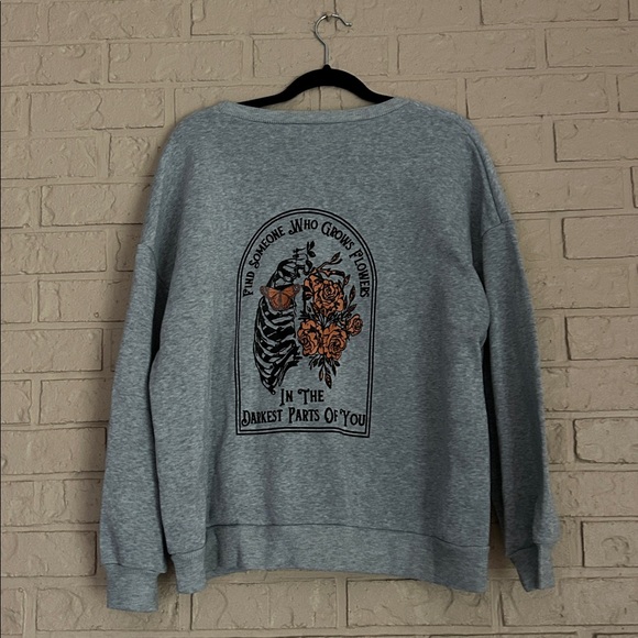 Graphic Crewneck Sweatshirt - Picture 2 of 3